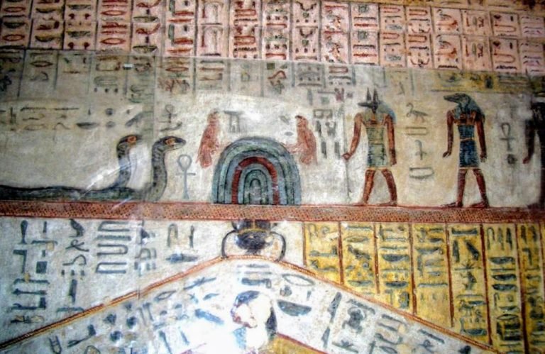 KV11-Ancient-Navigator-5